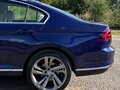 2017 Volkswagen Passat B8, синий - вид 1
