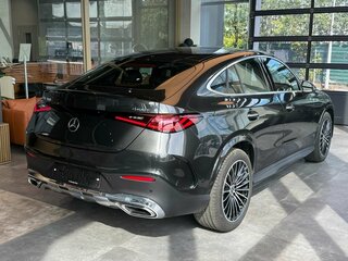 2026 Mercedes-Benz GLC Coupe 300 II (C254), серый, 9590000 рублей, вид 3