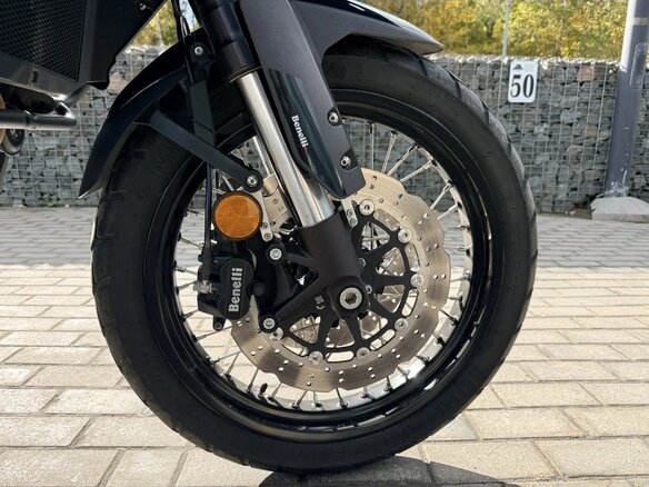 2022 Benelli TRK 502 X, синий, 400000 рублей - вид 2