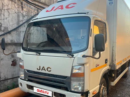 2017 JAC N75, белый, 1599900 рублей, вид 1
