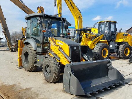 2025 Case CE 570SV, оранжевый, 11000000 рублей, вид 5
