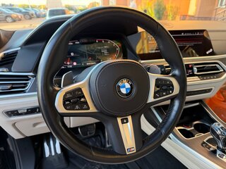 2022 BMW X7 40d I (G07), чёрный, 10750000 рублей, вид 5