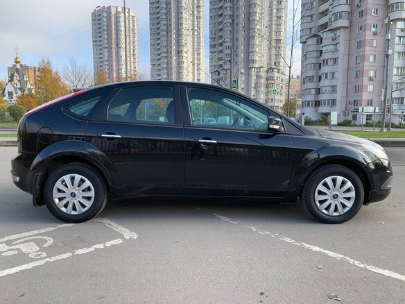 2009 Ford Focus II Рестайлинг, чёрный, 485000 рублей - вид 6