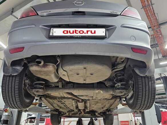 2007 Opel Astra GTC H Рестайлинг, серый, 890000 рублей - вид 3