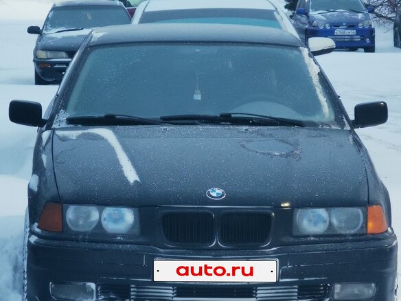1997 BMW 3 серии Compact 316i III (E36), чёрный, 390000 рублей - вид 3