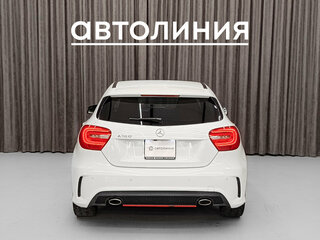 2013 Mercedes-Benz A-Класс 180 III (W176), белый, 1290000 рублей, вид 4