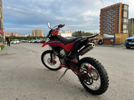 2012 Husqvarna TE 450, красный, 380000 рублей, вид 3