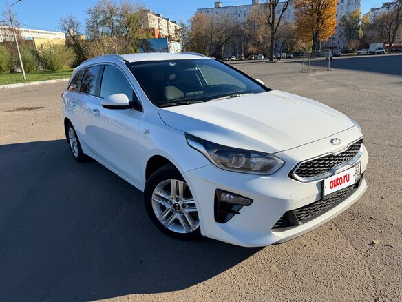 2019 Kia Ceed III, белый, 1560000 рублей - вид 19