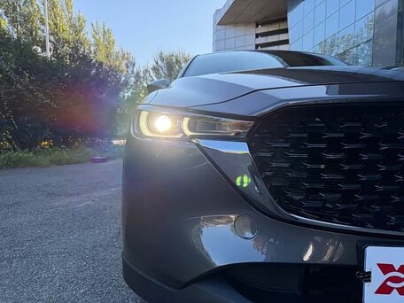 2024 Mazda CX-5 II Рестайлинг, серый, 2133000 рублей, вид 2