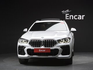 2022 BMW X6 30d III (G06), белый, 9100006 рублей, вид 2