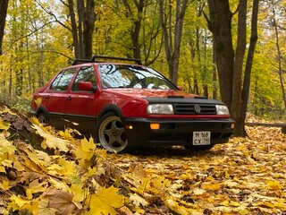 1995 Volkswagen Jetta III, красный, 390000 рублей, вид 1