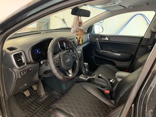 2018 Kia Sportage IV, чёрный, 1750000 рублей, вид 3