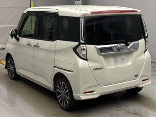 2022 Toyota Roomy I Рестайлинг, белый, 1000200 рублей, вид 2