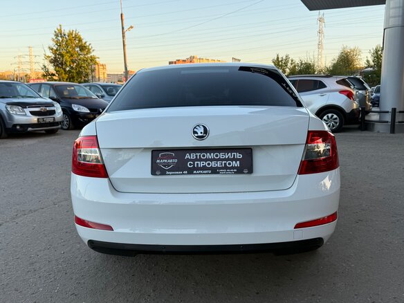 2014 Skoda Octavia III (A7), белый, 1245000 рублей - вид 4