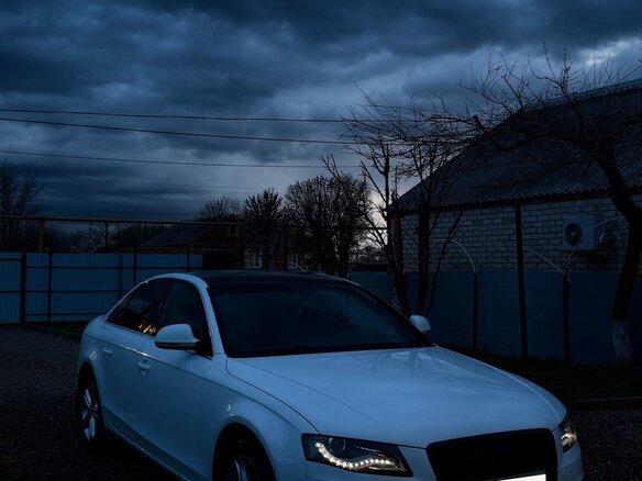 2008 Audi A4 IV (B8), белый, 950000 рублей - вид 11