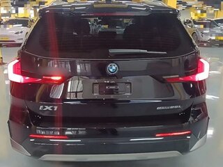 2025 BMW iX1 eDrive 20, чёрный, 4850000 рублей, вид 5
