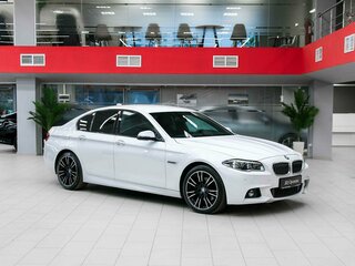 2016 BMW 5 серии 520d VI (F10/F11/F07) Рестайлинг, белый, 2150000 рублей, вид 3