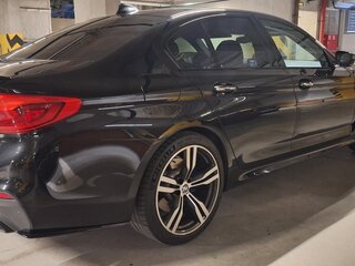 2018 BMW 5 серии 530i xDrive VII (G30/G31/G38), чёрный, 3345000 рублей, вид 4