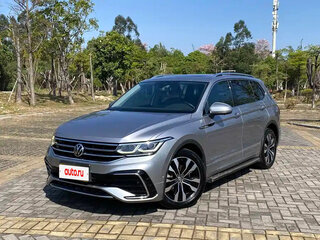 2022 Volkswagen Tiguan II Рестайлинг, серебристый, 2200111 рублей, вид 1