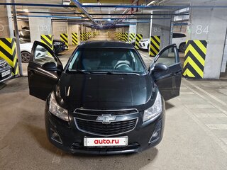 2013 Chevrolet Cruze I Рестайлинг, чёрный, 820000 рублей, вид 4
