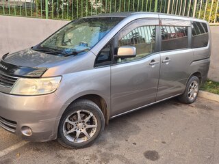 2007 Nissan Serena III (C25), серый, 870000 рублей, вид 1