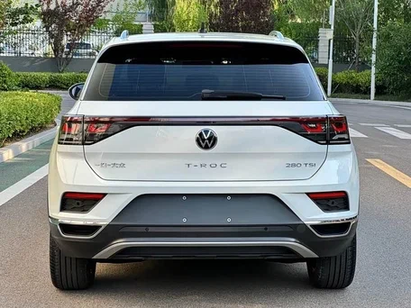 2023 Volkswagen T-Roc I (China Market), белый, 1910000 рублей, вид 5