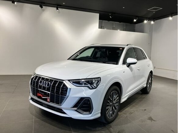 2023 Audi Q3 35 TFSI II (F3), белый, 1893911 рублей