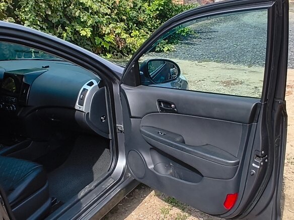 2010 Hyundai i30 I, серый, 740000 рублей - вид 5