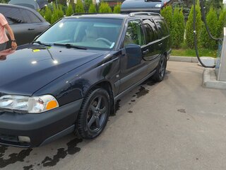 1999 Volvo V70 XC I, синий, 400000 рублей, вид 1