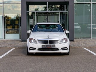 2010 Mercedes-Benz C-Класс 180 BlueEFFICIENCY III (W204), белый, 1095000 рублей, вид 2