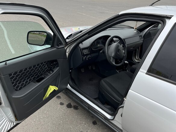 2012 Lada (ВАЗ) Priora I, серебристый, 300000 рублей - вид 14