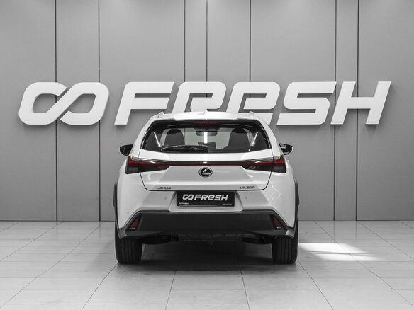 2022 Lexus UX 200 I, белый, 4019000 рублей - вид 3