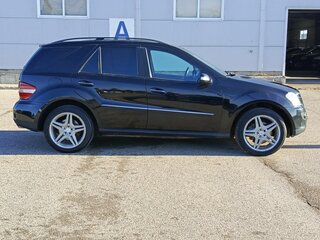2008 Mercedes-Benz M-Класс 320 II (W164), чёрный, 1270000 рублей, вид 4