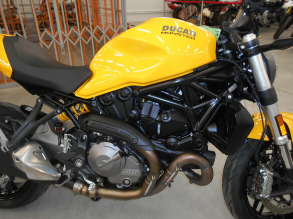 2018 Ducati Monster 821, жёлтый, 760000 рублей - вид 11