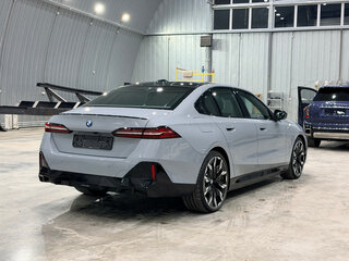 2024 BMW 5 серии 530e xDrive VIII (G60/G61/G68), серый, 8400000 рублей, вид 1