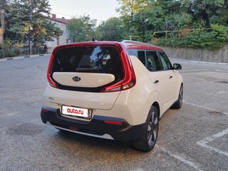 2020 Kia Soul III, белый, 2077000 рублей, вид 4