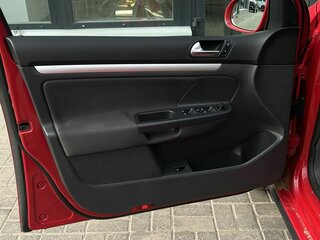 2008 Volkswagen Golf V, красный, 320000 рублей, вид 5