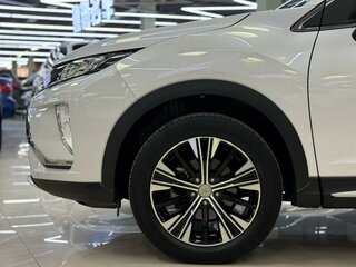 2021 Mitsubishi Eclipse Cross I, белый, 1620000 рублей, вид 4
