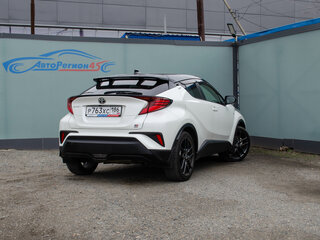 2020 Toyota C-HR I Рестайлинг, белый, 1572000 рублей, вид 5