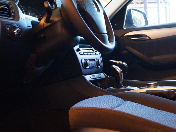 2013 BMW X1 20i I (E84) Рестайлинг, коричневый, 1330000 рублей - вид 14