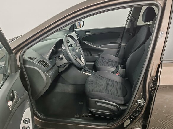 2014 Hyundai Solaris I Рестайлинг, коричневый, 849000 рублей - вид 13