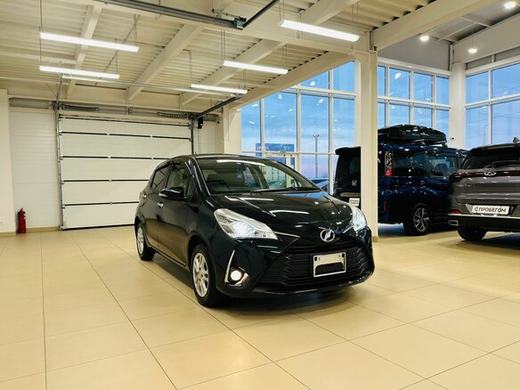 2019 Toyota Vitz III (XP130) Рестайлинг, чёрный, 1199000 рублей - вид 8