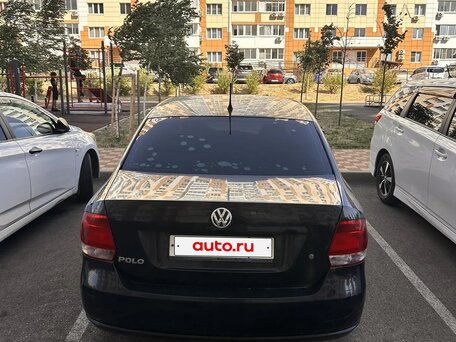 2013 Volkswagen Polo V, чёрный, 580000 рублей, вид 2