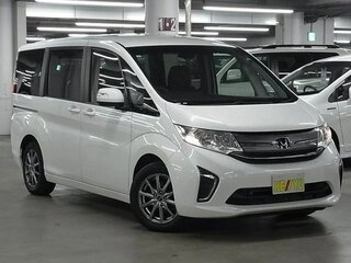 2017 Honda Stepwgn V, белый, 1350002 рублей, вид 1