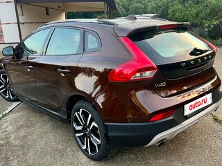 2017 Volvo V40 Cross Country I Рестайлинг, коричневый, 1850000 рублей, вид 3