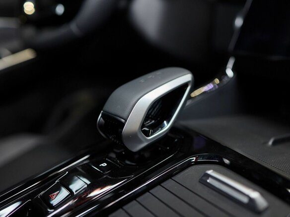 2026 Geely Cityray, серый, 3344990 рублей - вид 36