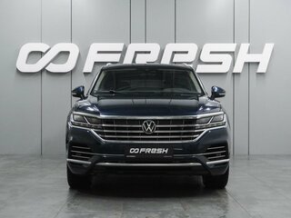 2018 Volkswagen Touareg III, синий, 3599000 рублей, вид 3