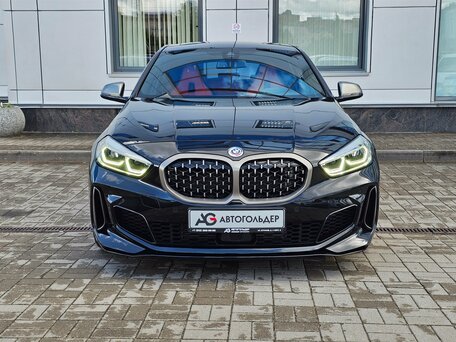 2022 BMW 1 серии M135i xDrive III (F40), чёрный, 4650000 рублей, вид 2
