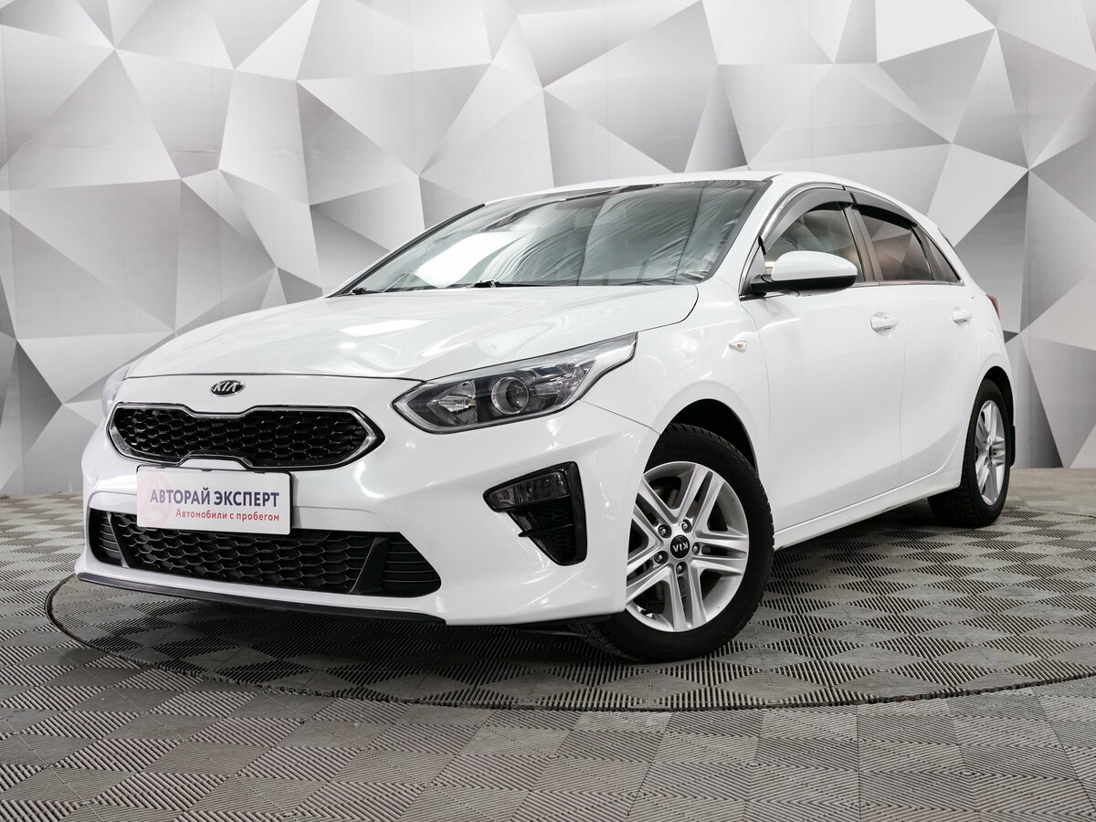 Открыть фотографии: Kia Ceed III