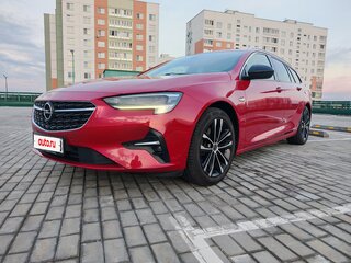 2022 Opel Insignia II Рестайлинг, красный, 1341632 рублей, вид 2